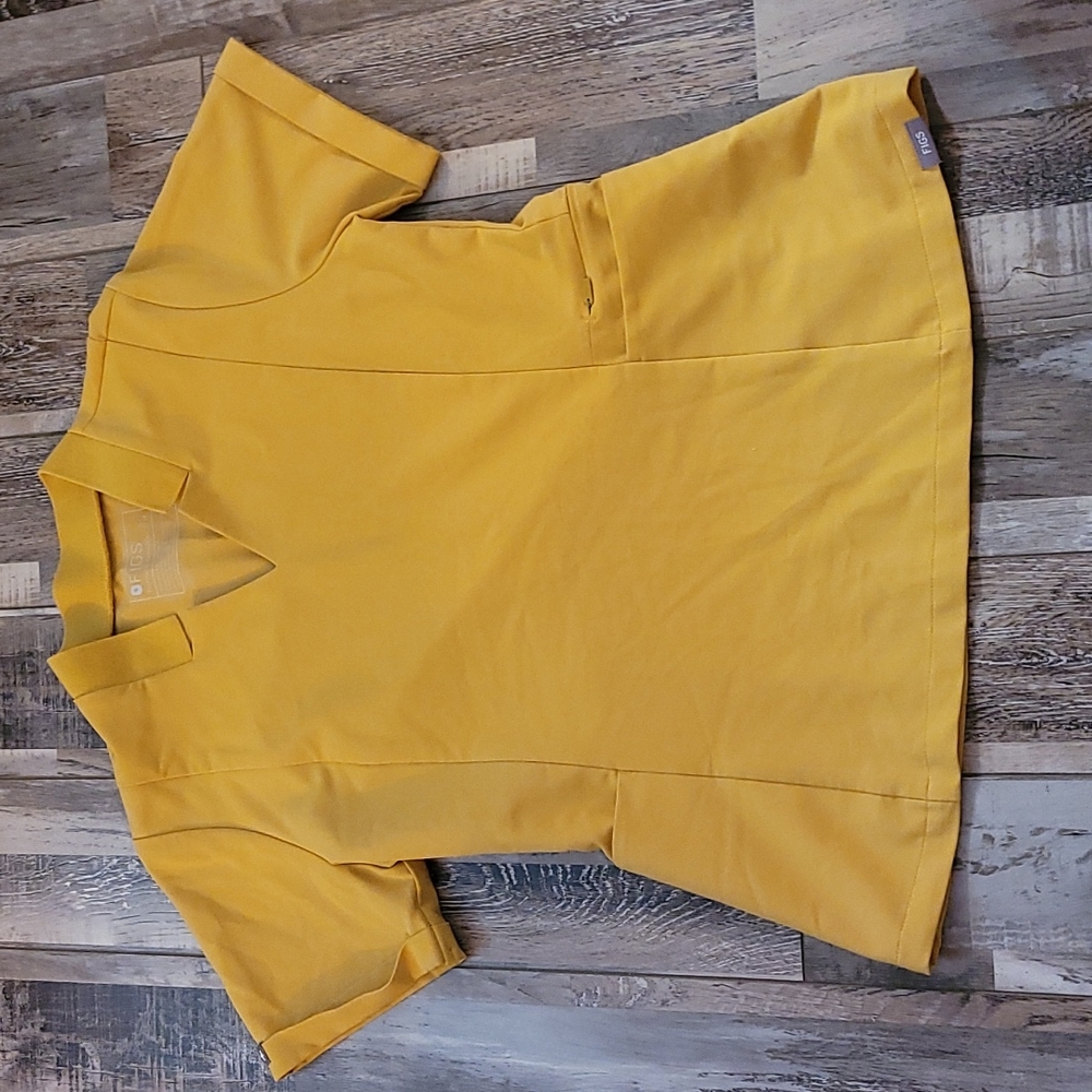 Figs scrubs top